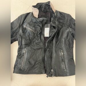 Woman’s star Black Leather Jacket. Size Large. Brand New